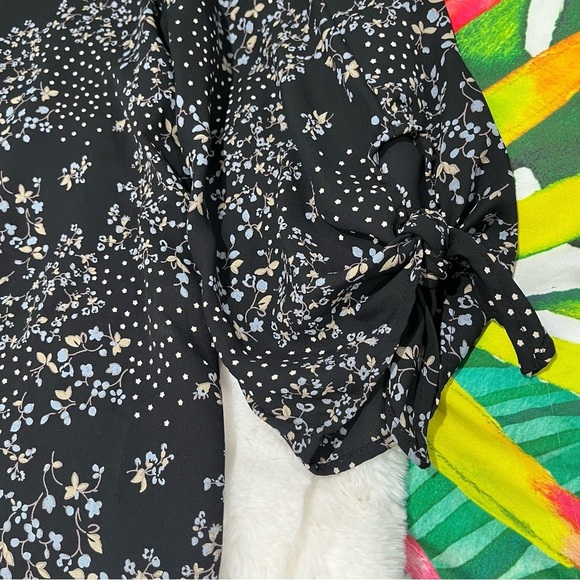 GUC $44 Papermoon Stitch Fix Medium Floral Zip Abernath Tie 3/4 Sleeve Blouse - Picture 10 of 13